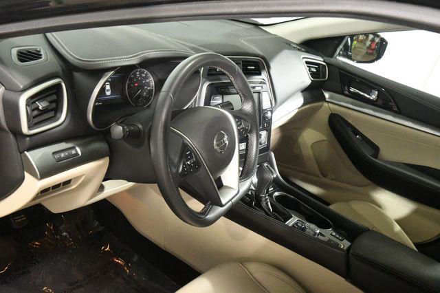 2020 Nissan Maxima 3.5 SV photo