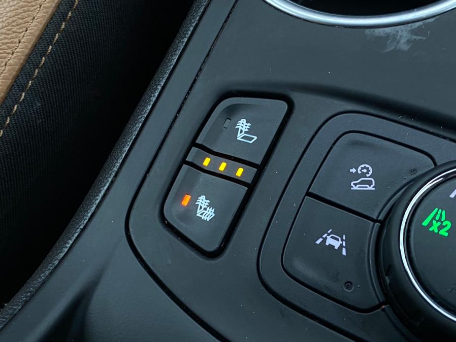 2021 GMC Terrain AWD 4dr SLT photo