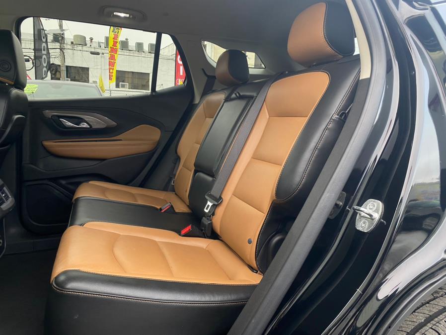 2021 GMC Terrain AWD 4dr SLT photo