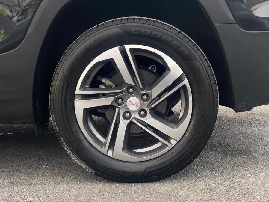 2021 GMC Terrain AWD 4dr SLT photo
