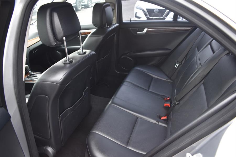2012 Mercedes-Benz C-Class C300 4MATIC Luxury photo