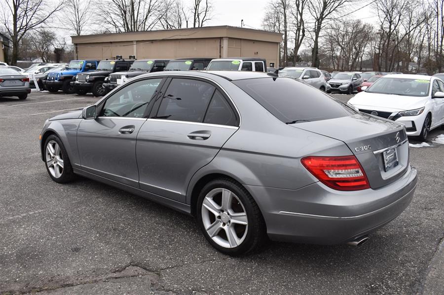 2012 Mercedes-Benz C-Class C300 4MATIC Luxury photo