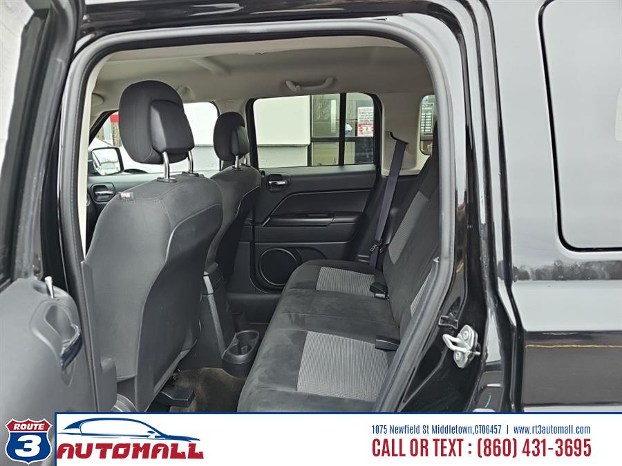 2016 Jeep Patriot 4WD 4dr Latitude photo