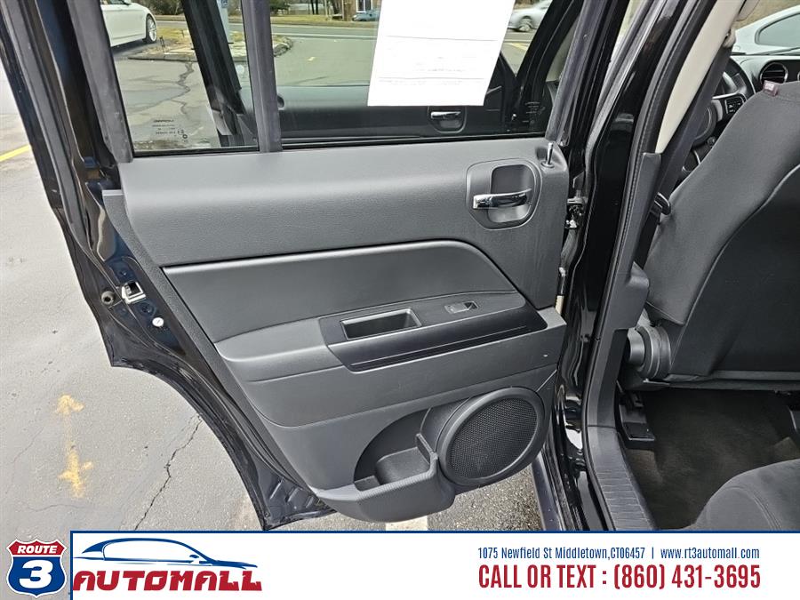 2016 Jeep Patriot 4WD 4dr Latitude photo