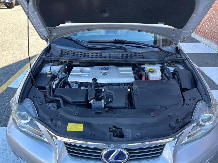 2012 Lexus CT 200h photo