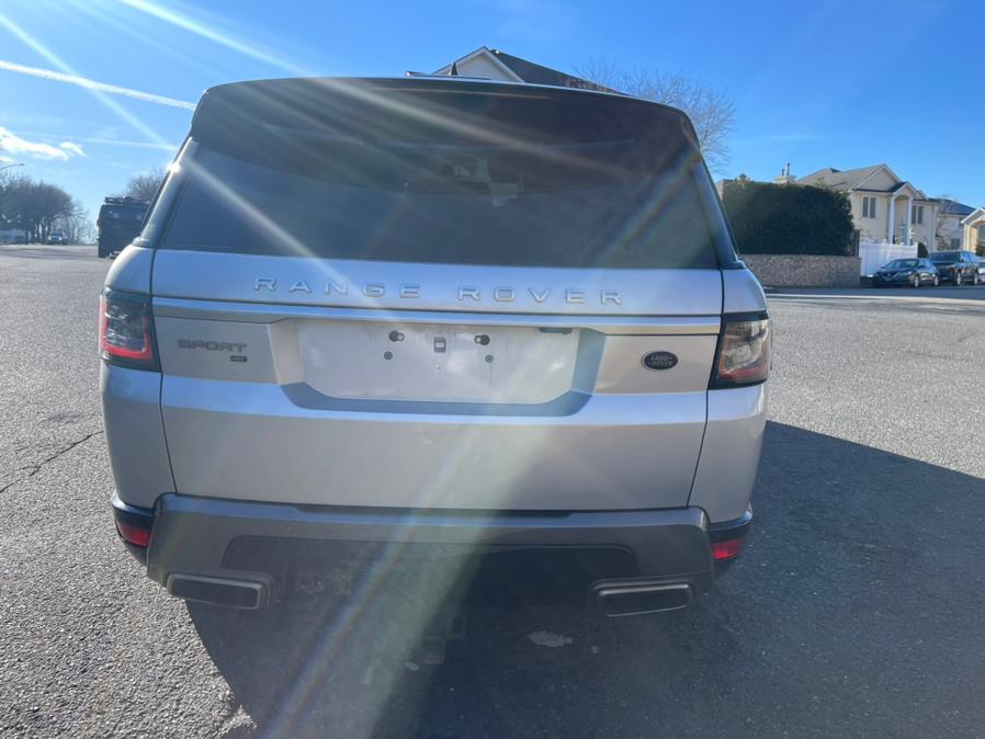2020 Land Rover Range Rover Sport Turbo i6 MHEV HSE photo