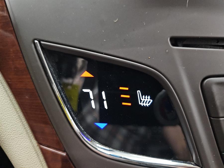2016 Buick Regal 4dr Sdn Turbo AWD photo