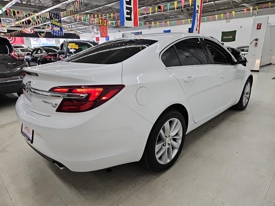 2016 Buick Regal 4dr Sdn Turbo AWD photo
