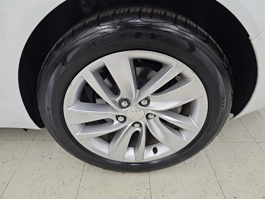 2016 Buick Regal 4dr Sdn Turbo AWD photo
