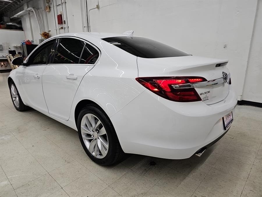 2016 Buick Regal 4dr Sdn Turbo AWD photo