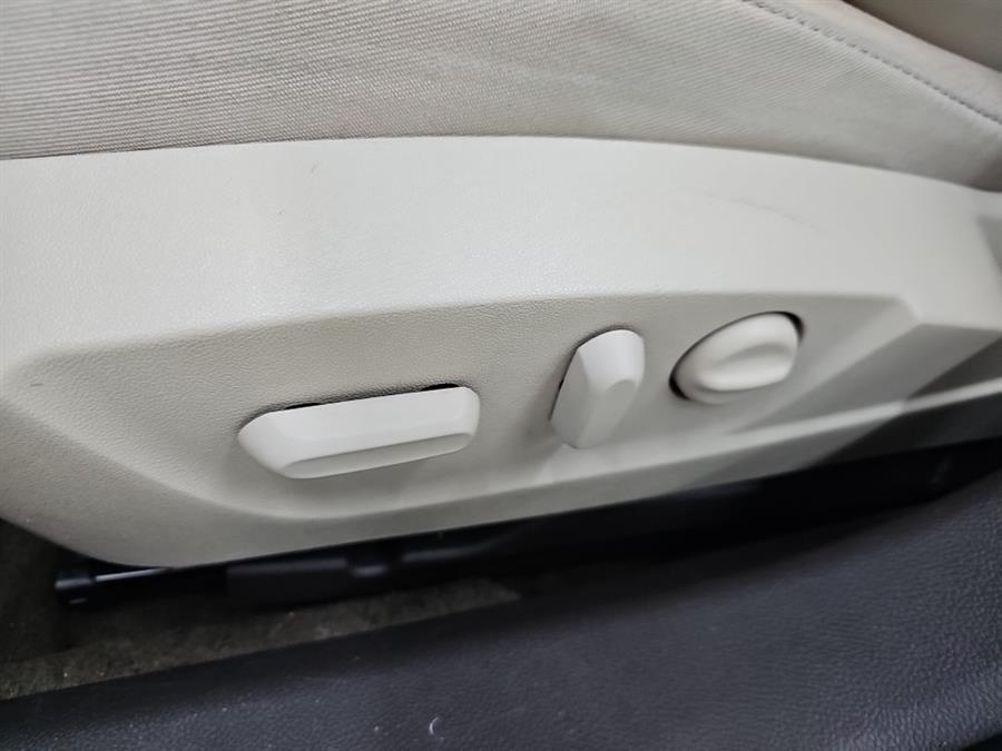 2016 Buick Regal 4dr Sdn Turbo AWD photo
