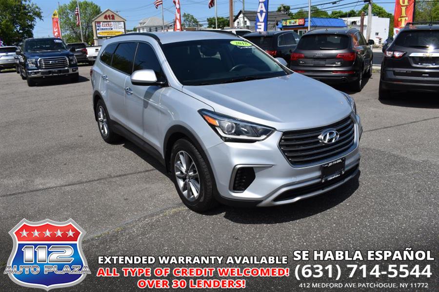 2018 Hyundai Santa Fe SE photo