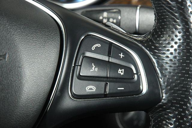 2016 Mercedes-Benz GLE 350 4MATIC w/ Safety Tech photo