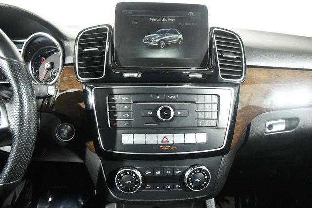2016 Mercedes-Benz GLE 350 4MATIC w/ Safety Tech photo
