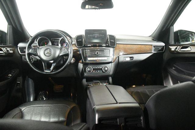 2016 Mercedes-Benz GLE 350 4MATIC w/ Safety Tech photo