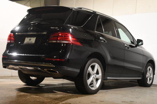 2016 Mercedes-Benz GLE 350 4MATIC w/ Safety Tech photo