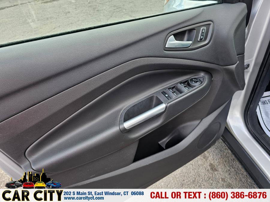 2016 Ford Escape 4WD 4dr SE photo