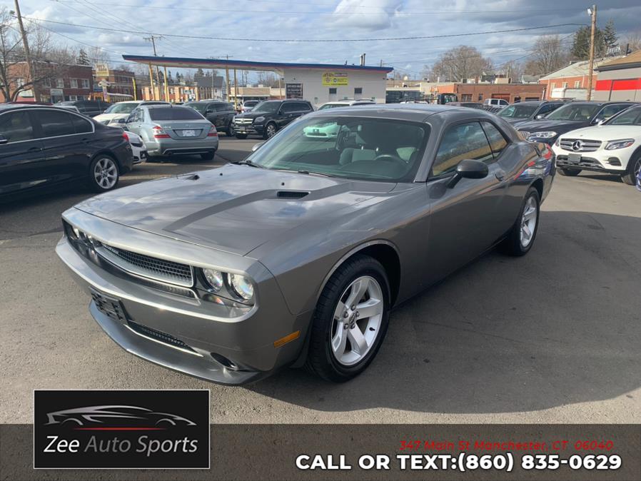 2011 Dodge Challenger SE photo