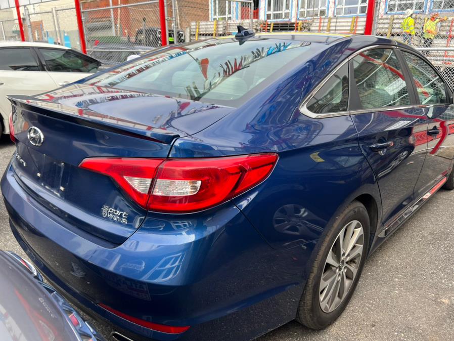 2015 Hyundai Sonata 4dr Sdn 2.4L Sport photo