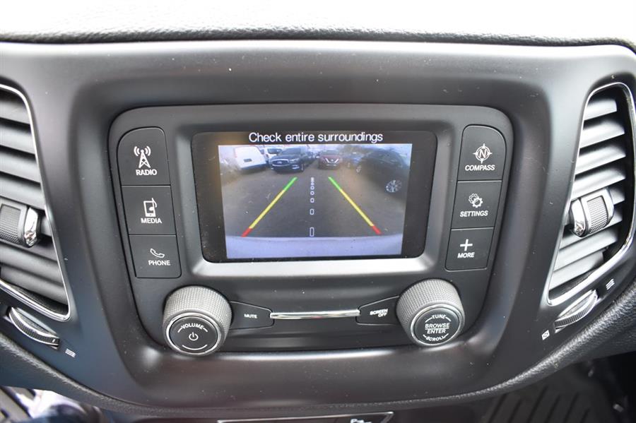 2018 Jeep Compass SPORT photo