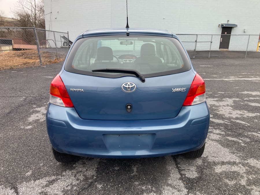 2009 Toyota Yaris S photo