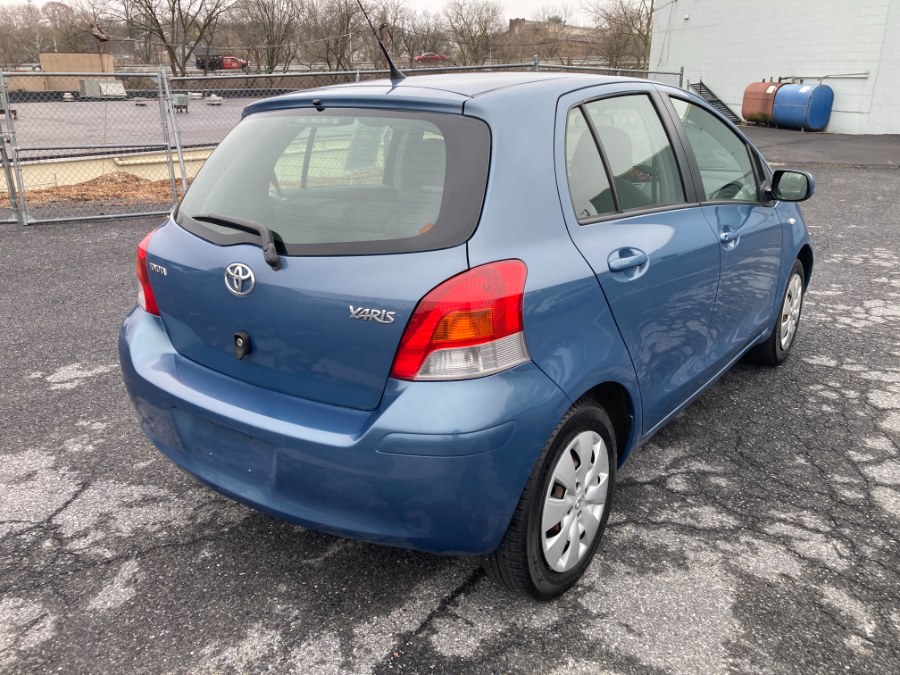 2009 Toyota Yaris S photo