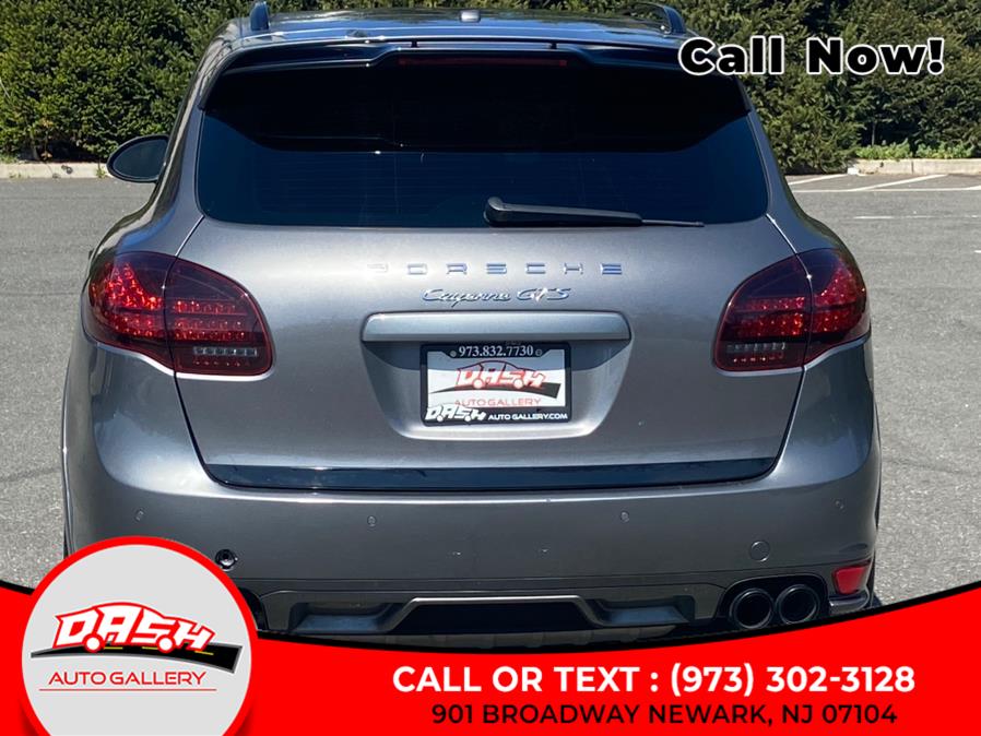 2013 Porsche Cayenne GTS photo