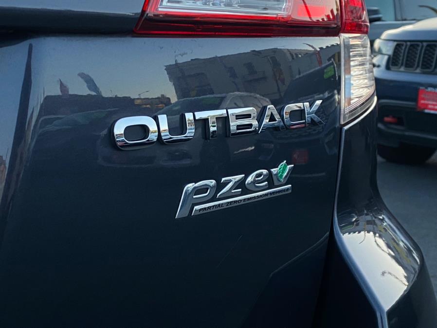 2014 Subaru Outback 2.5i Limited photo