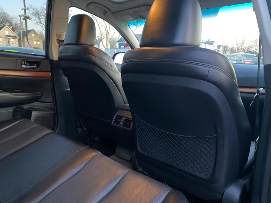 2014 Subaru Outback 2.5i Limited photo
