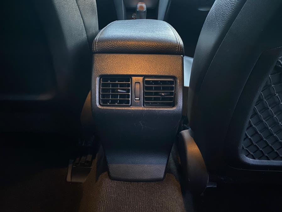 2014 Subaru Outback 2.5i Limited photo