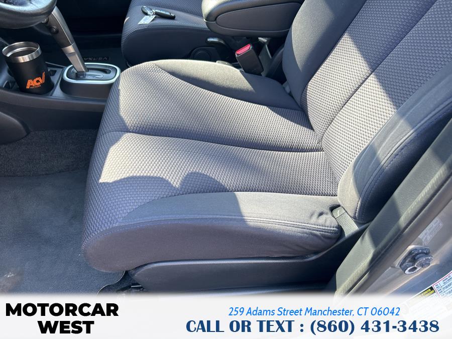 2009 Nissan Versa 1.8 S photo