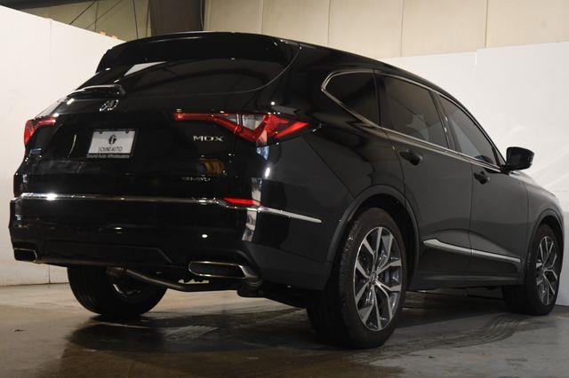 2022 Acura MDX SH-AWD w/Tech photo