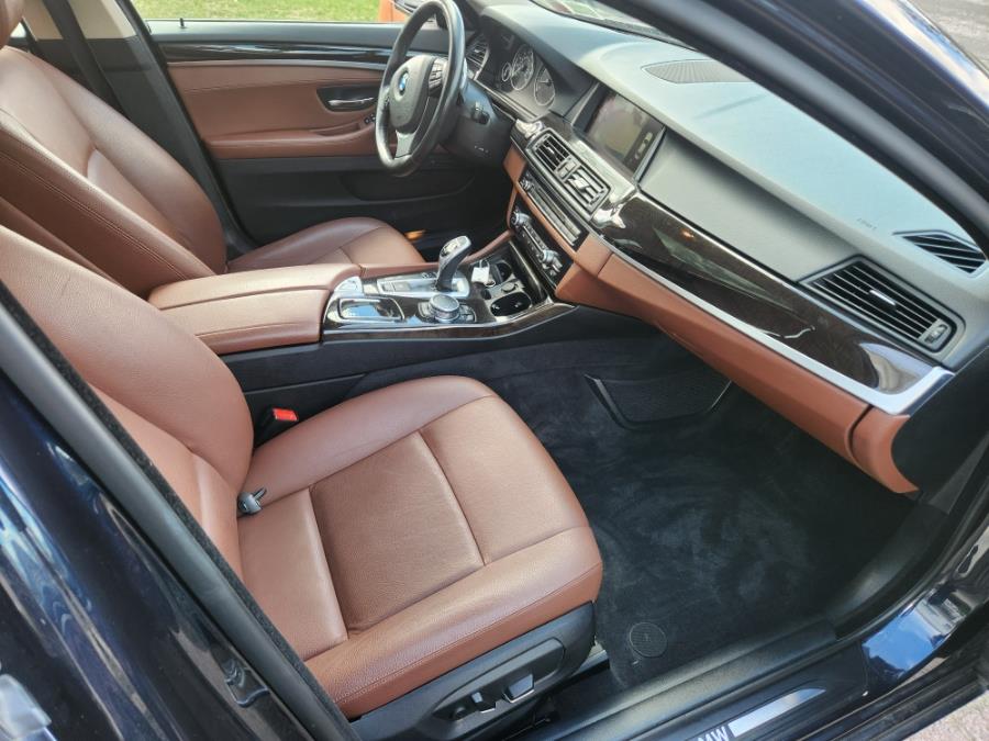 2016 BMW 5-Series 4dr Sdn 528i xDrive AWD photo