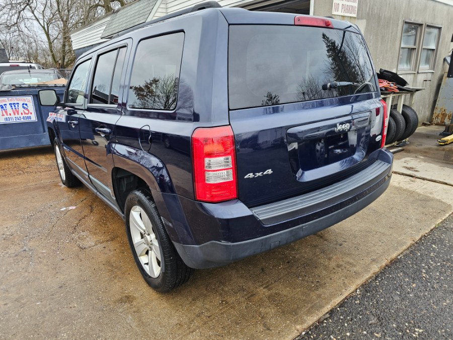 2015 Jeep Patriot 4WD 4dr Latitude photo
