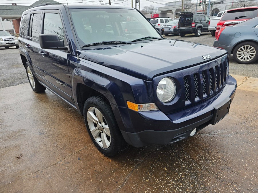 2015 Jeep Patriot 4WD 4dr Latitude photo
