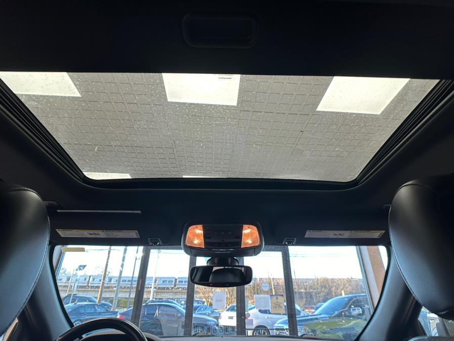 2021 Jeep Grand Cherokee Limited  4x4 photo