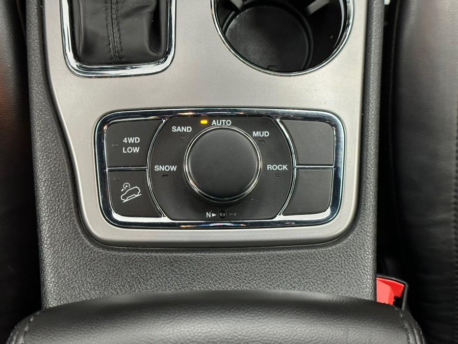 2021 Jeep Grand Cherokee Limited  4x4 photo