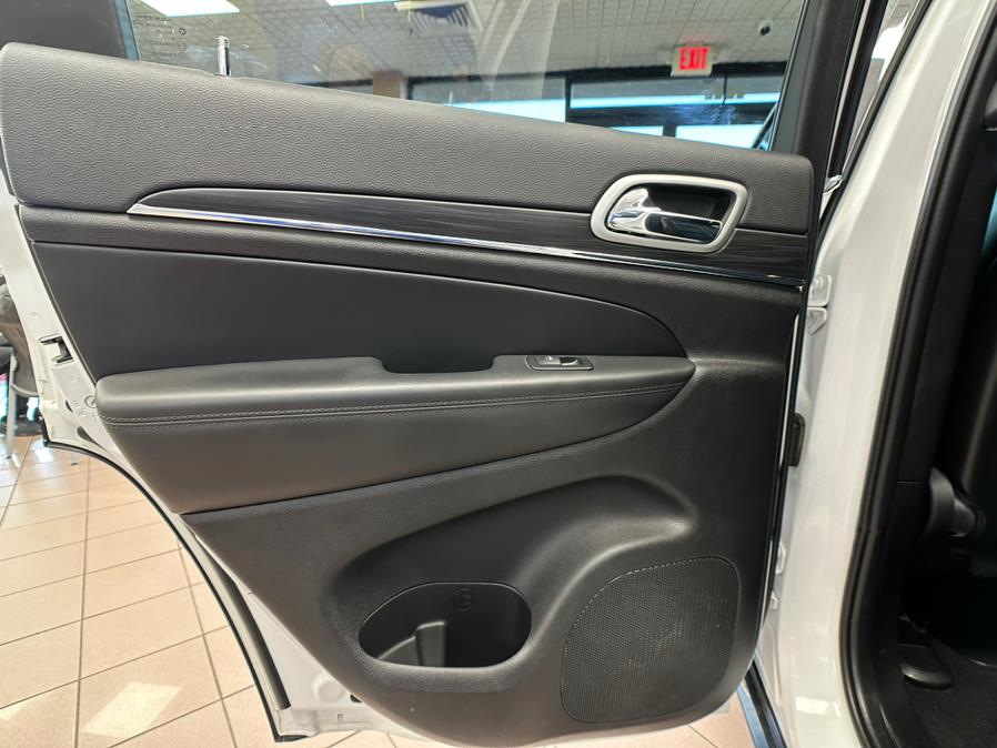 2021 Jeep Grand Cherokee Limited  4x4 photo