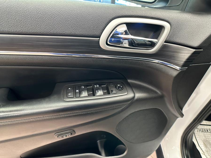2021 Jeep Grand Cherokee Limited  4x4 photo
