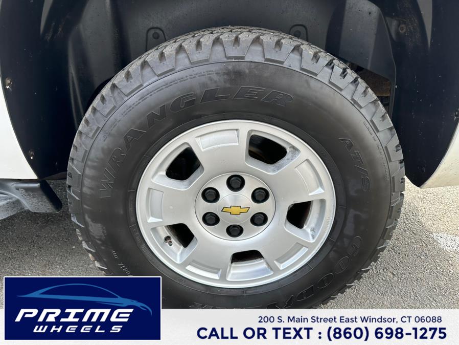 2012 Chevrolet Suburban LT 1500 photo