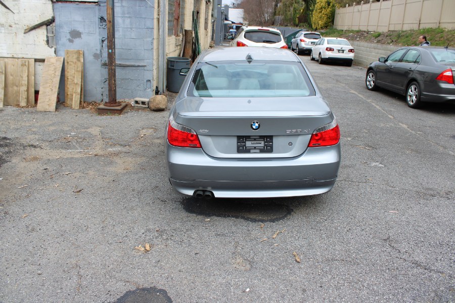 2006 BMW 5-Series 530xi photo