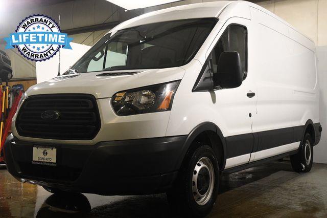 The 2019 Ford TRANSIT 250 photos