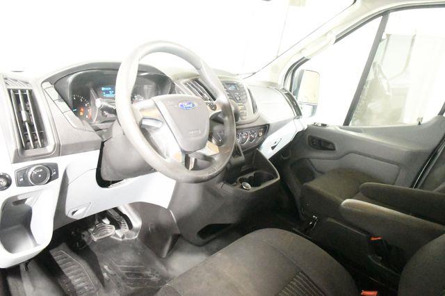 2019 Ford TRANSIT 250 photo