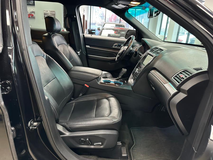 2016 Ford Explorer FWD 4dr Limited photo