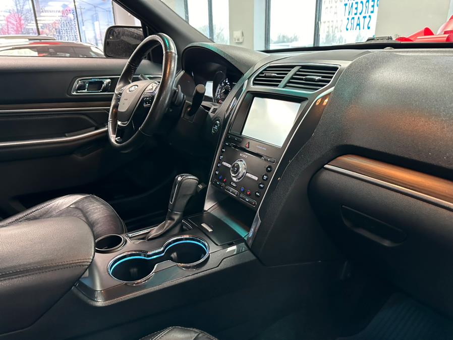 2016 Ford Explorer FWD 4dr Limited photo