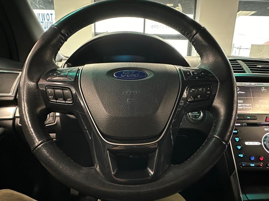 2016 Ford Explorer FWD 4dr Limited photo