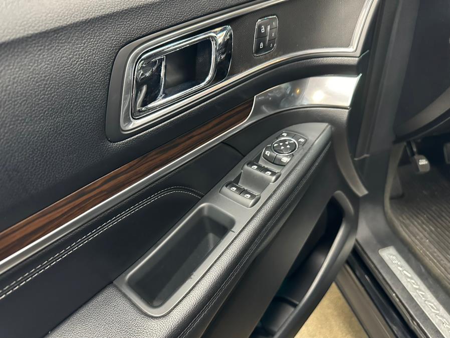 2016 Ford Explorer FWD 4dr Limited photo