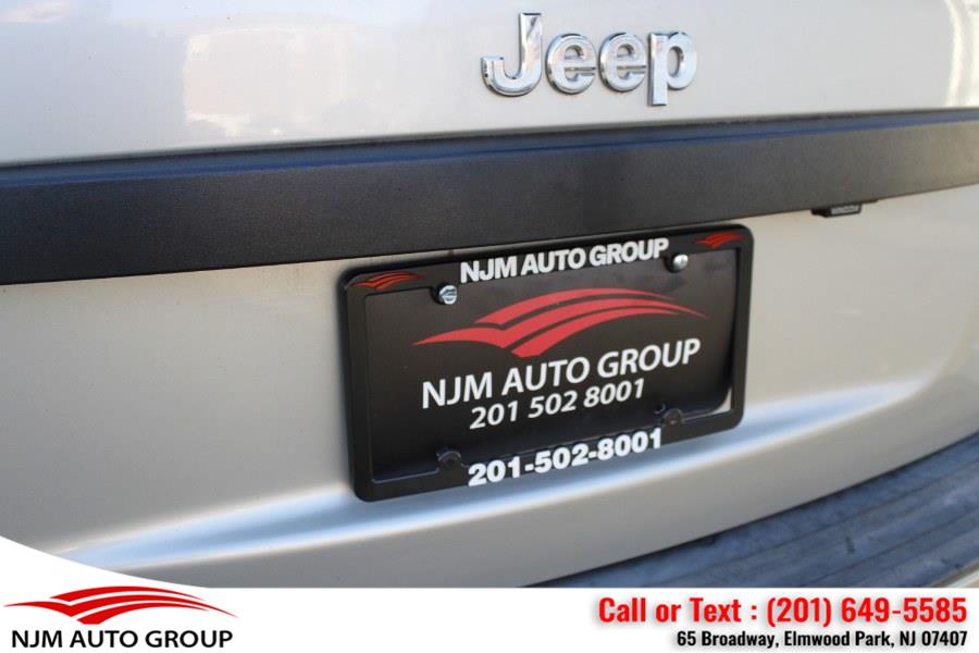 2008 Jeep Grand Cherokee Laredo photo