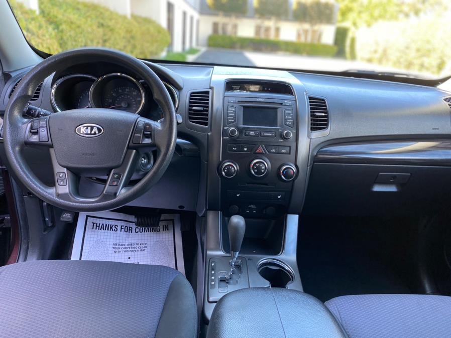 2013 Kia Sorento LX photo