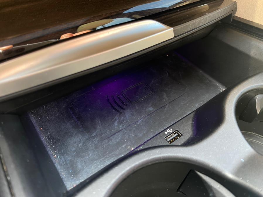 2021 BMW 5-Series 530i xDrive Sedan photo